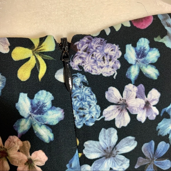 Contemporaine for Simons Sheath Dress - Picture 4 of 7